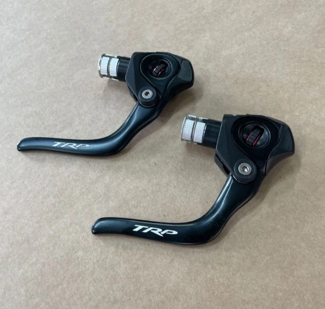 Paire Leviers Freins TRP Triathlon / Contre La Montre 3 Paire Leviers Freins TRP Triathlon / Contre La Montre